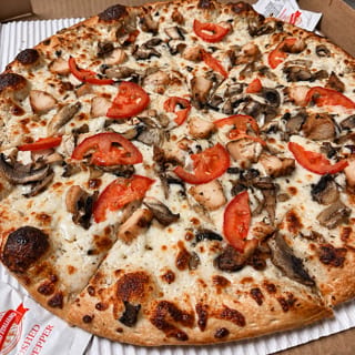 Chicken Alfredo Pizza