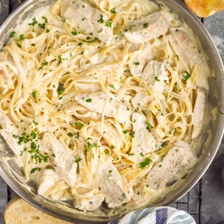 Chicken Alfredo Pasta